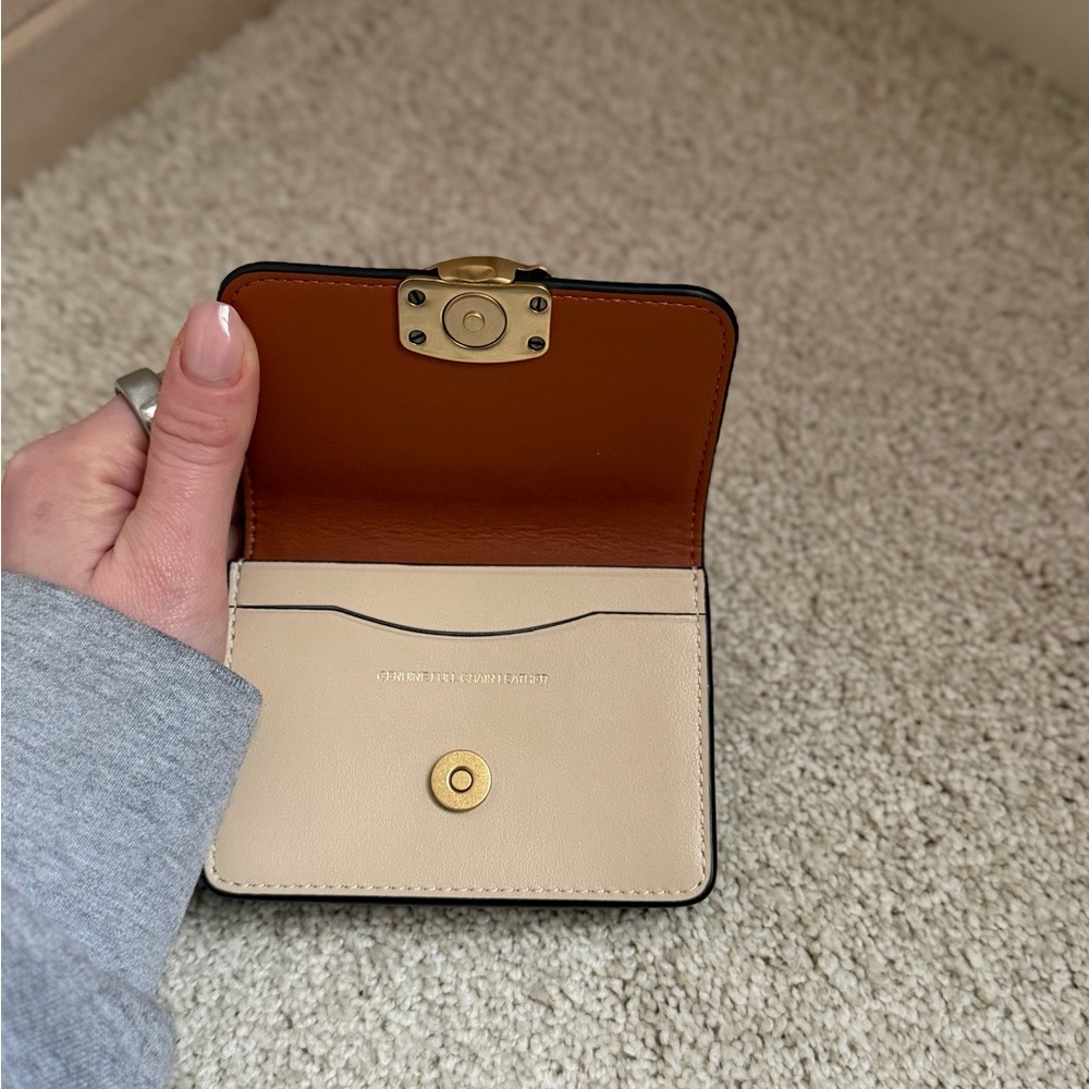 NWT Brand New Coach Bandit Card Case in Ivory - Picture 4 of 6